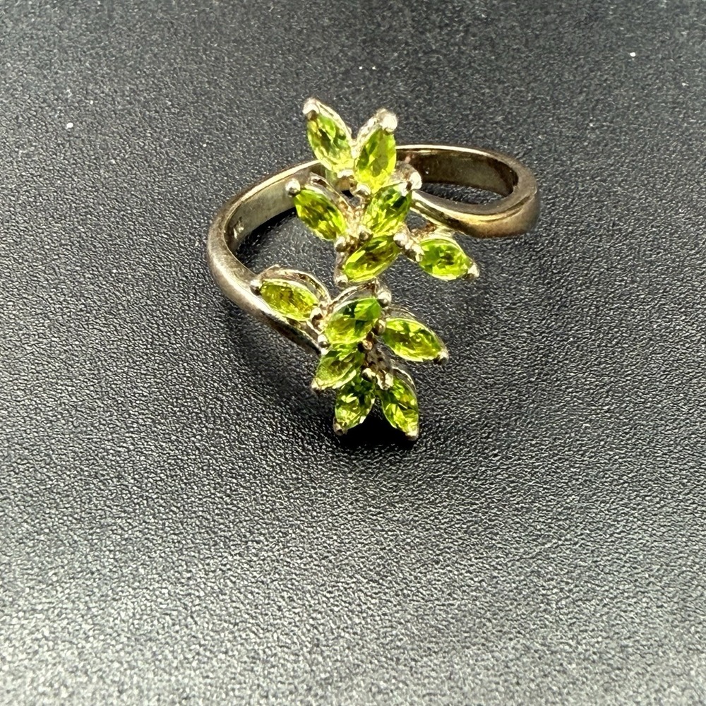 Avon 925 Sterling Silver August Peridot Birthstone Bypass Ring Large Adjustable
